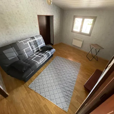 Les Demoiselles Du Holiday home